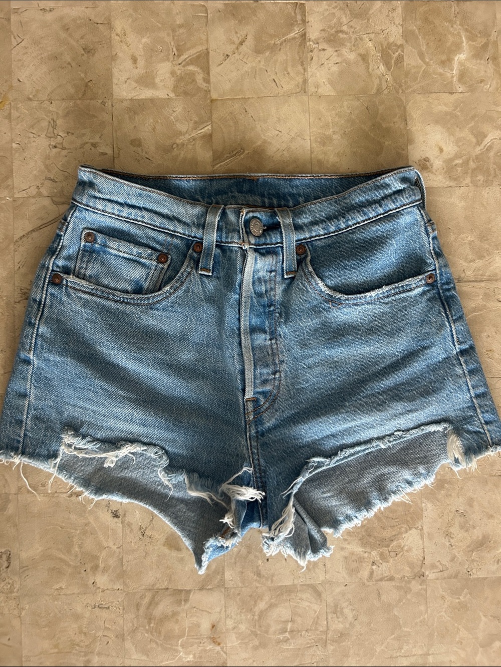 Levi 501 Button Fly Blue Denim Cut Off Shorts women’s Size 26